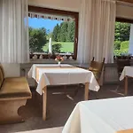 Pension-gaestehaus Waldhof ゲストハウス