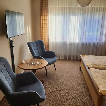 Konukevi Pension-gaestehaus Waldhof Winterberg