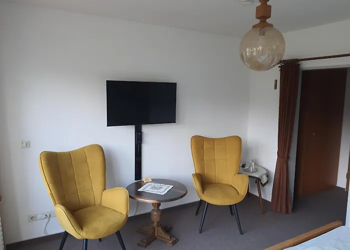 Konukevi Pension-gaestehaus Waldhof Winterberg