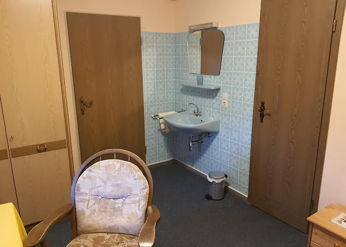 Konukevi Pension-gaestehaus Waldhof